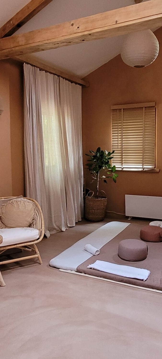 Tantra Near Me